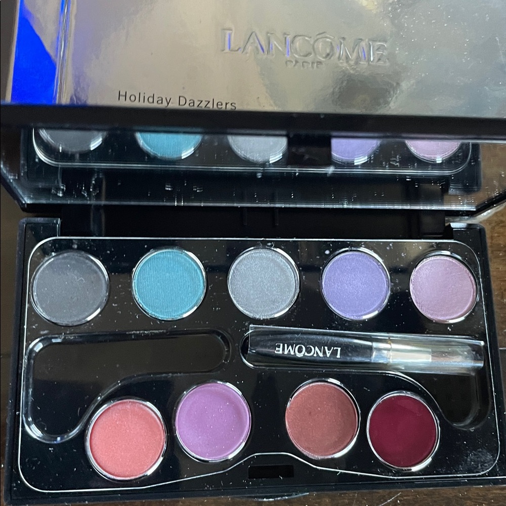 Lancome Holiday Dazzlers Silver eyeshadow & Lips contour Palette NIB
